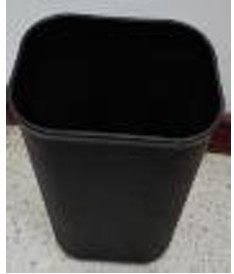 BASURERO NEGRO CURVO LISO   
