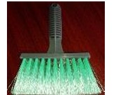 ESCOBITA PARA SACUDIR